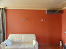 szoba-narancs-260x1951.jpg